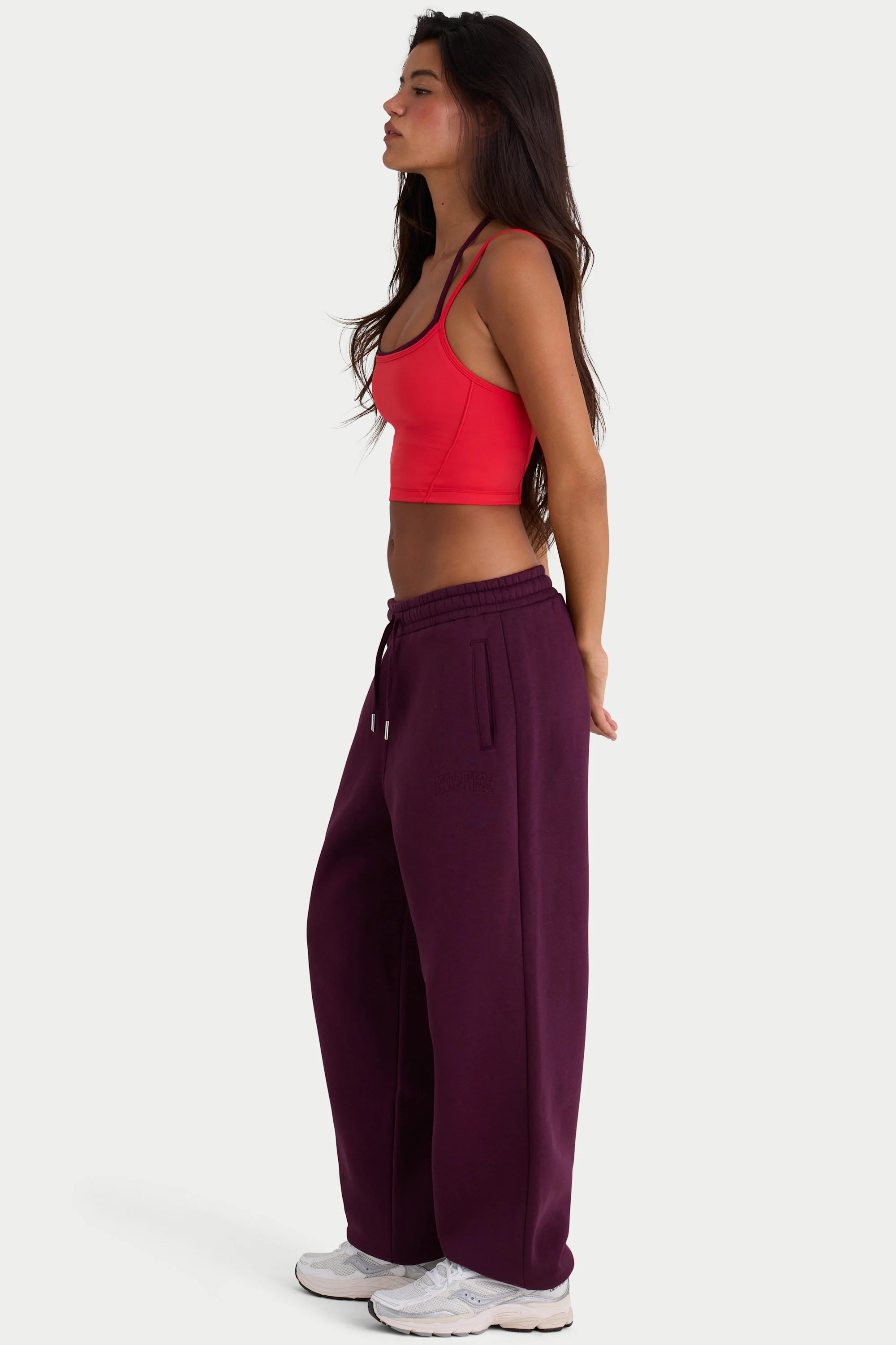 Brushed Cotton Jersey Mid-Rise Relaxed Joggers in Burgundy - Image 2