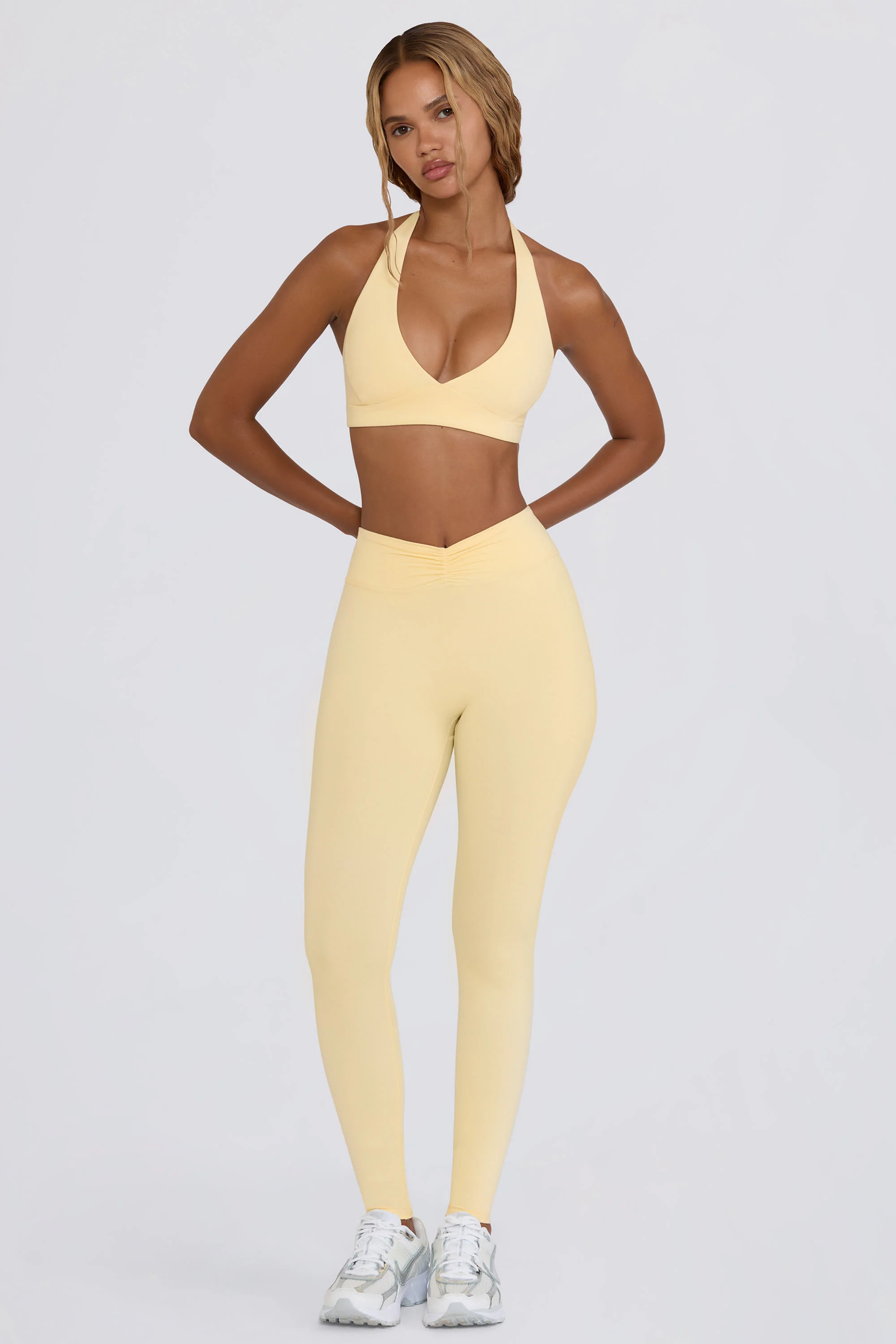 Brushed Jersey Ruched Mid-Rise Leggings in Lemon Marl - Image 2